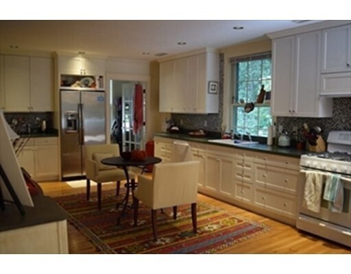 Foto del edificio - 582 Blue Hill Avenue