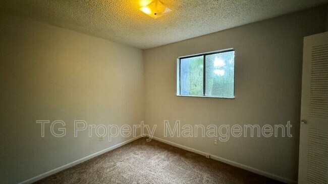 Foto del edificio - 5216 Westchase Ct