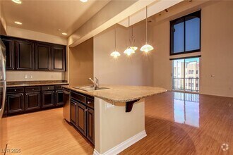 Building Photo - 62 E Serene Ave