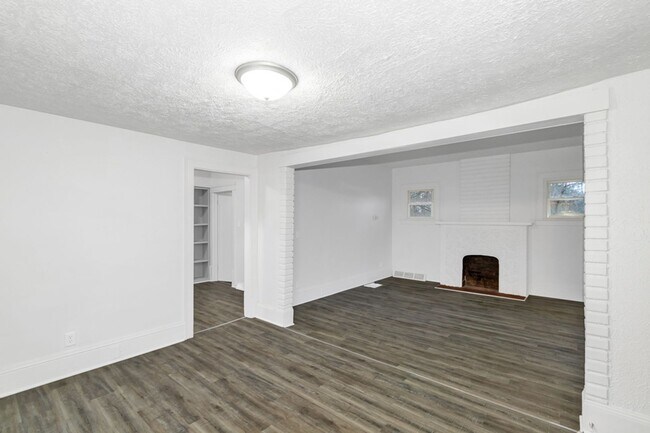 Building Photo - 679 Euclid Ave