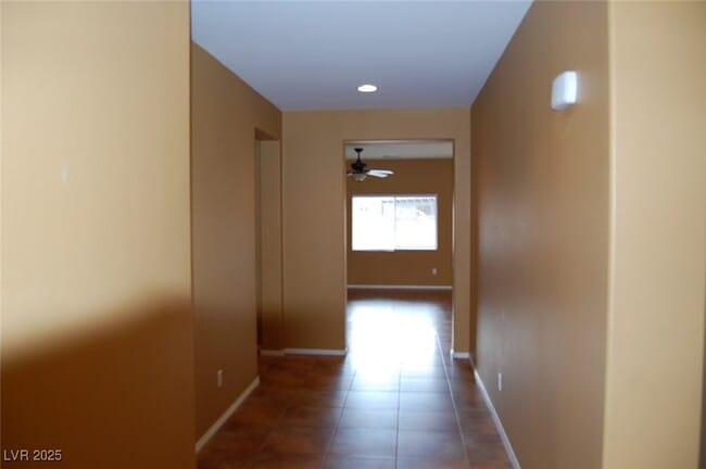 Building Photo - 4775 Lorenzo Way