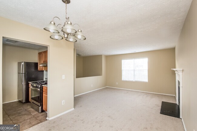 Foto del edificio - 3048 Laurengate Dr