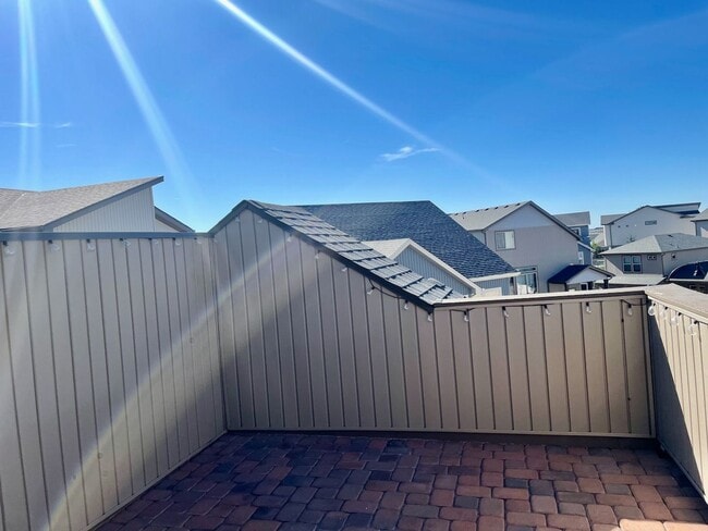 Building Photo - STYLISH 3-BEDROOM HOME WITH PRIVATE ROOFTOP PATIO IN BANNING LEWIS RANCH - Security Deposit Alter...