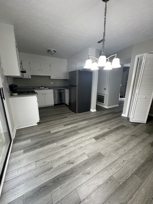 Foto del edificio - 527 Mill Cove
