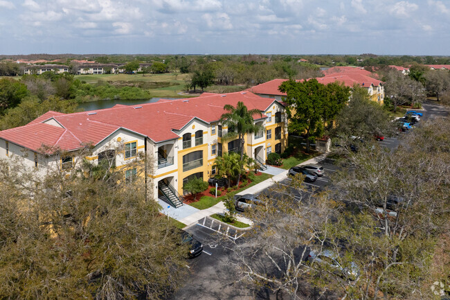 Alt Building Angle -Aerial - Royals Greens at Gateway