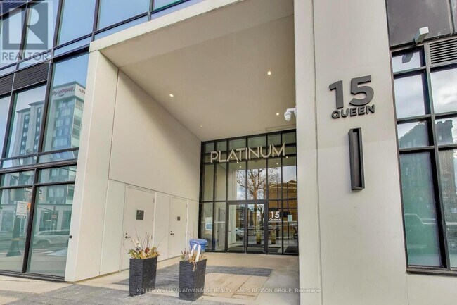 Building Photo - 15 Queen St S