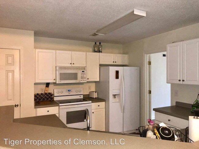 Building Photo - 3 br, 2.5 bath House - 254 Rock Creek Rd