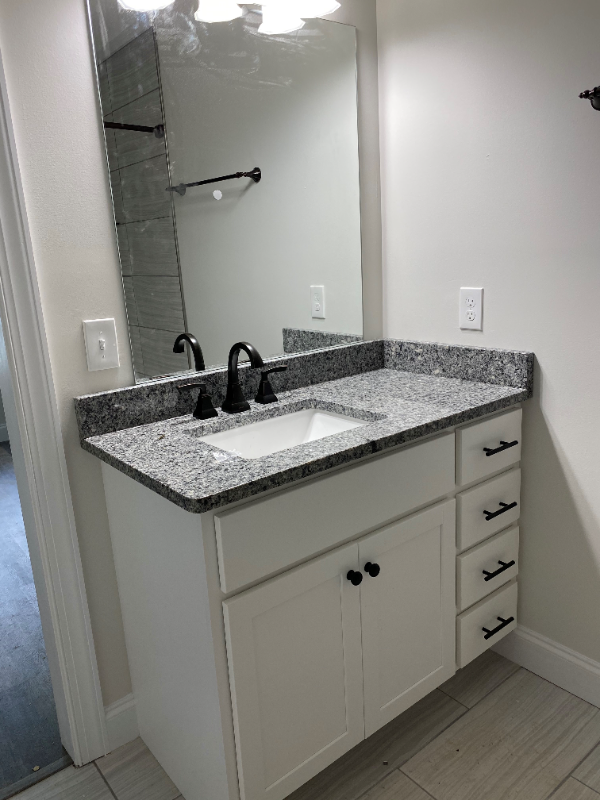 Building Photo - 404 Brookstone Dr