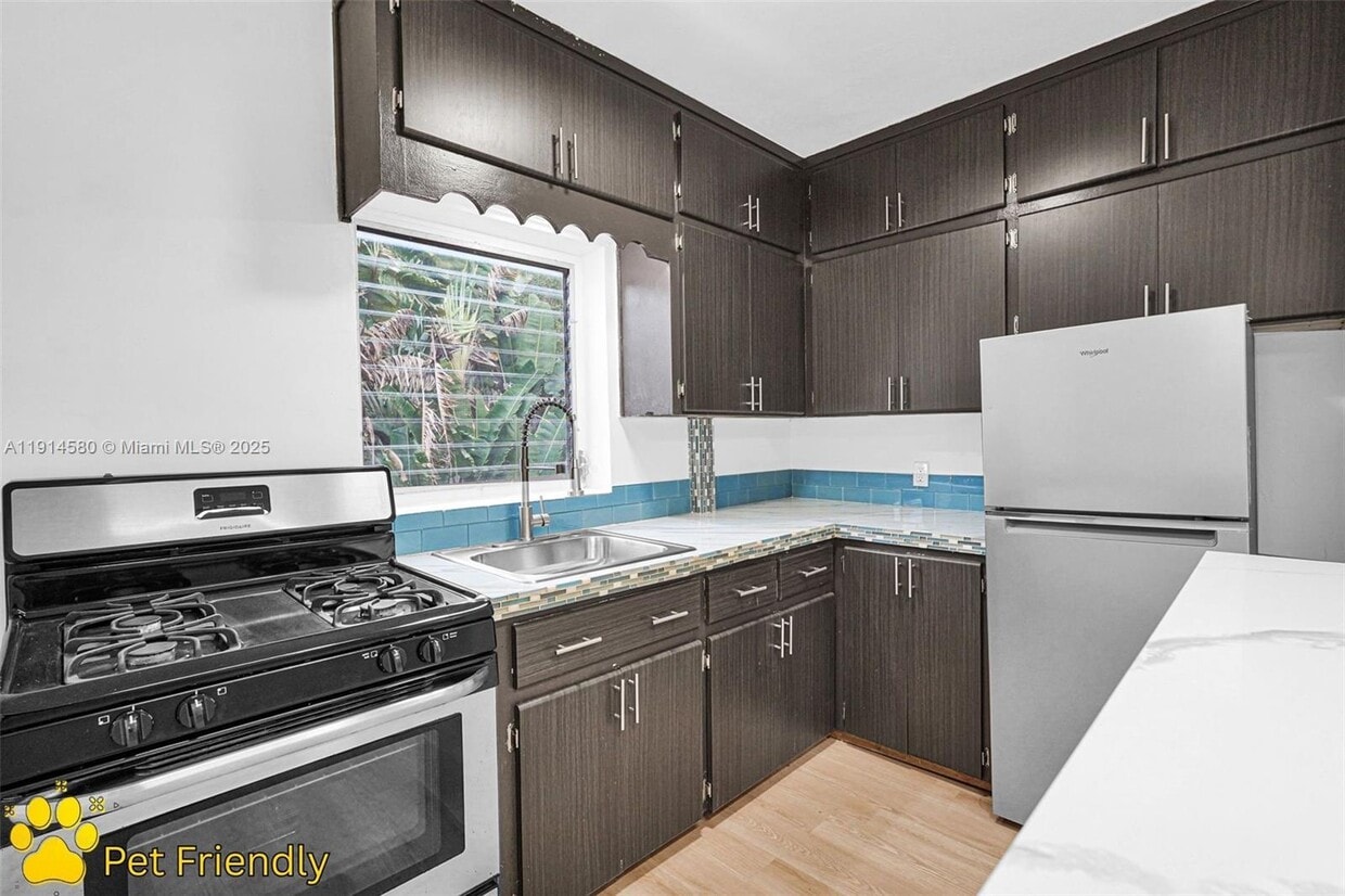 Primary Photo - 12287 NE 7th Ave