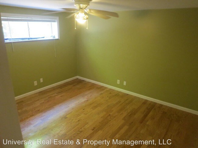 Building Photo - 2104 Highland Ave