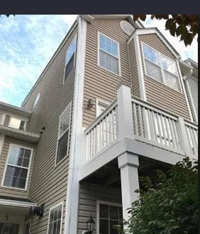 Building Photo - 19503 Caravan Dr