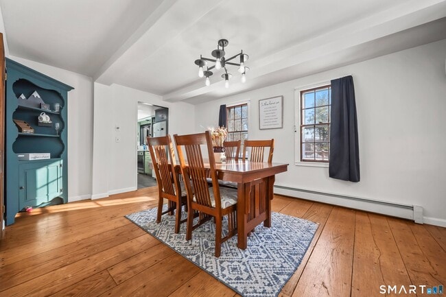 Building Photo - 62 Church St