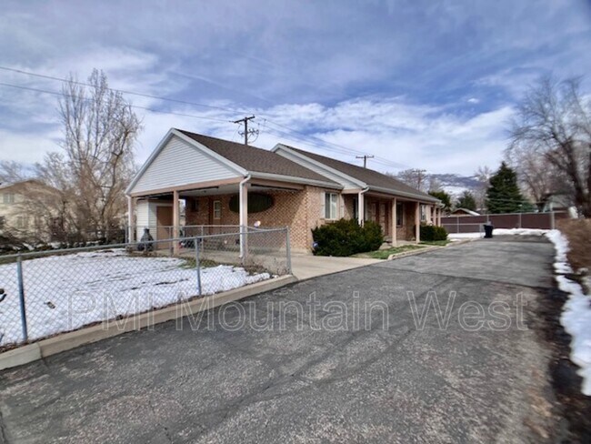 Building Photo - 142 N 200 W