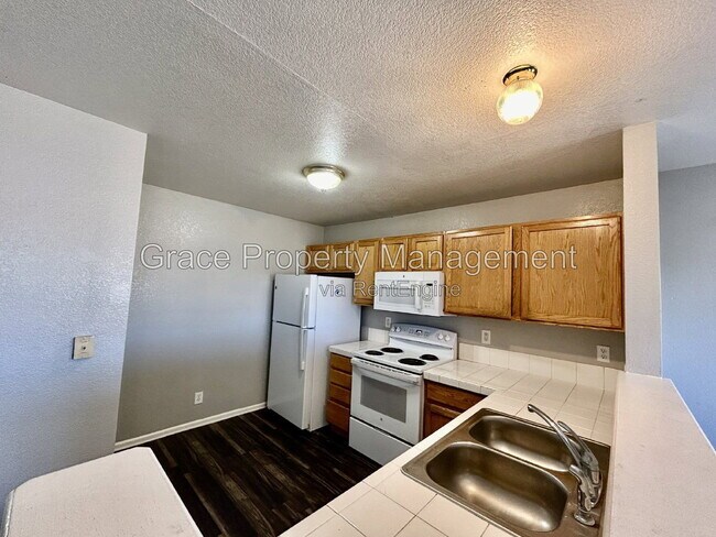 Foto del edificio - 424 W 91st Cir
