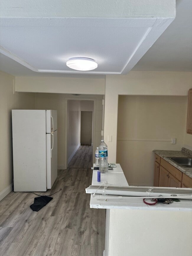 Building Photo - 531 S Highland Ave