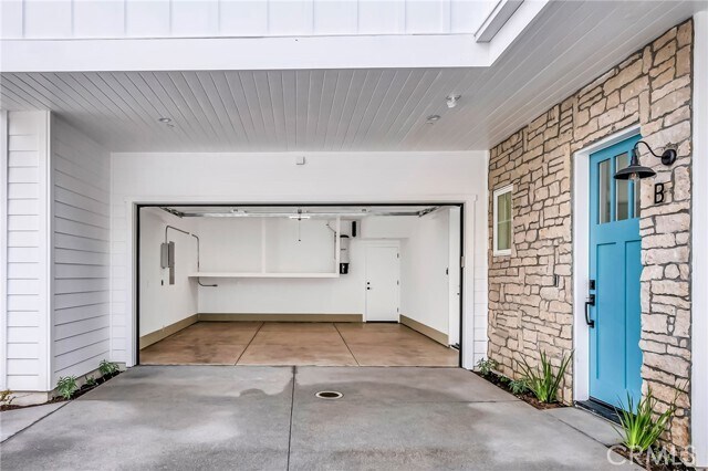 Foto del edificio - 2304 Harriman Ln