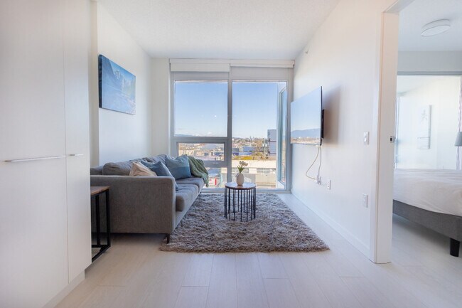 Photo du bâtiment - 180 E 2nd Ave