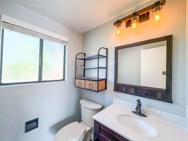 Foto del edificio - Great 1B/1.5BA + Den in Carlsbad!