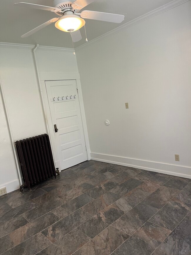 1st bedroom - 1112 N Wahsatch Ave