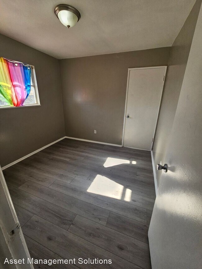 Foto del edificio - 4 br, 1 bath House - 6104 NW 24th St