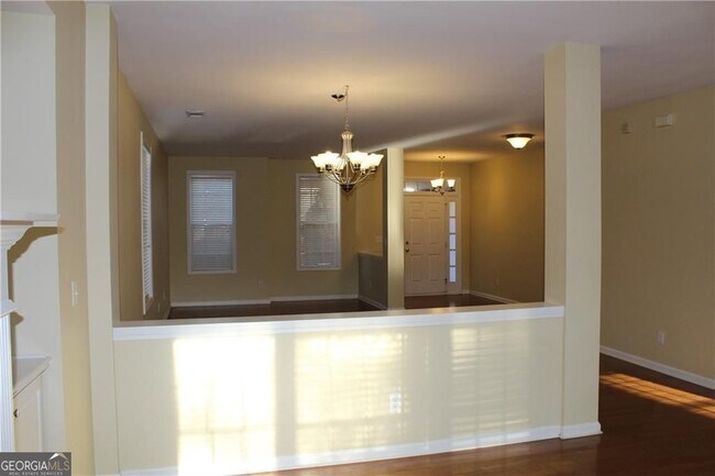 Foto del edificio - 2627 Hampton Park Dr