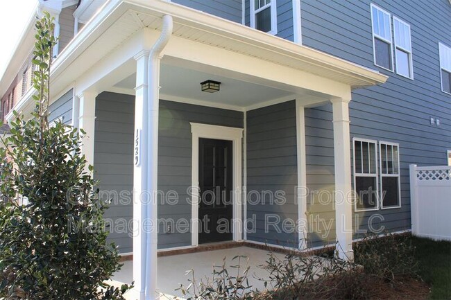 Building Photo - 1529 Winding Creek Dr