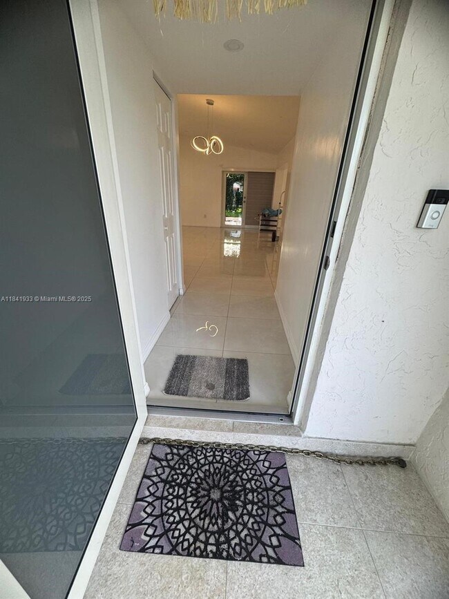 Building Photo - 26680 SW 125th Ave