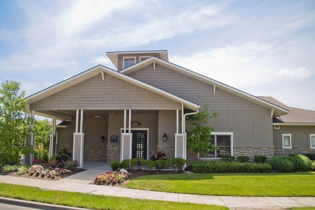 The Manor Homes Of Eagle Glen Apartments - Raymore Mo Apartmentscom