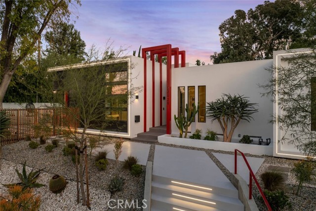 Building Photo - 22020 Alizondo Dr