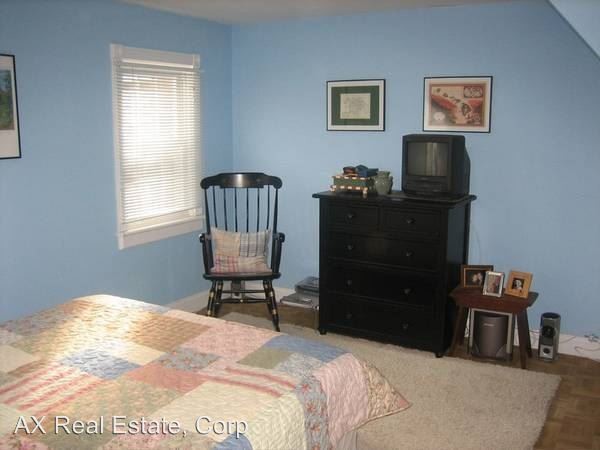 Foto principal - 434 Hawthorne Ave