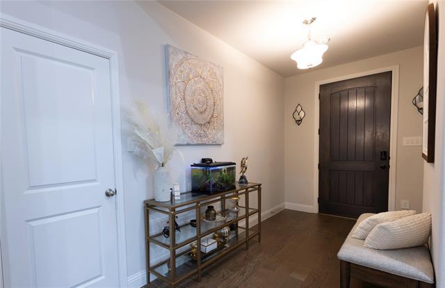 Foto del edificio - 9329 Middleground Pl