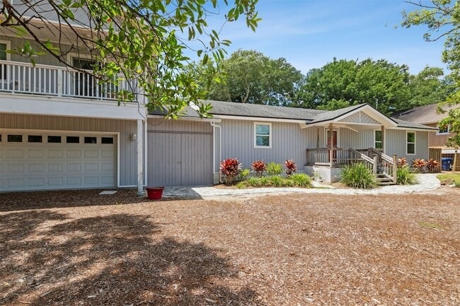 Building Photo - 412 Escambia St