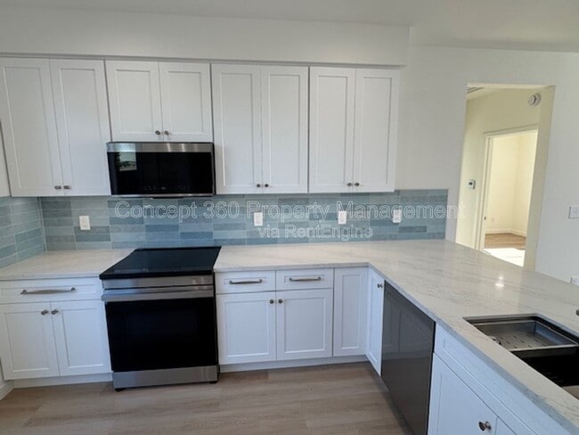 Photo - 6170 Briercrest Ave Townhome