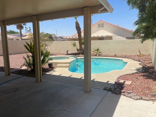 Building Photo - 8040 Tailwind Ave