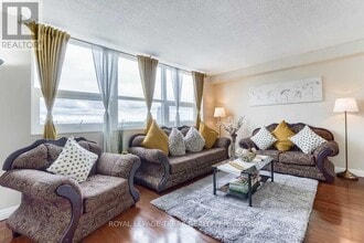 Building Photo - 4 Lisa St.