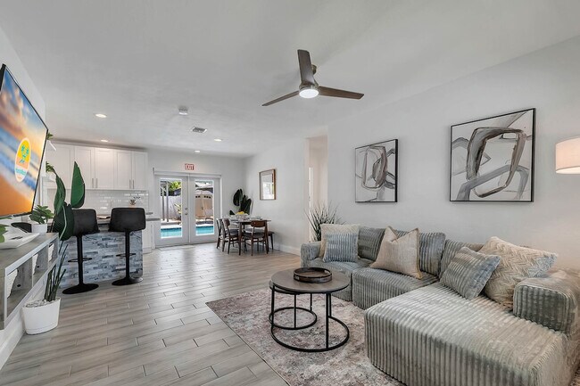 Foto del edificio - 7141 Raleigh St