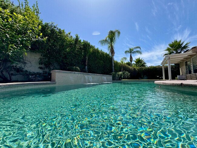 Foto del edificio - 25 Buckingham Way