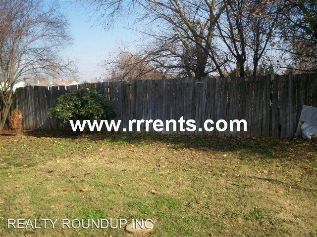 Building Photo - 8976-8978 Laguna Vista Ct