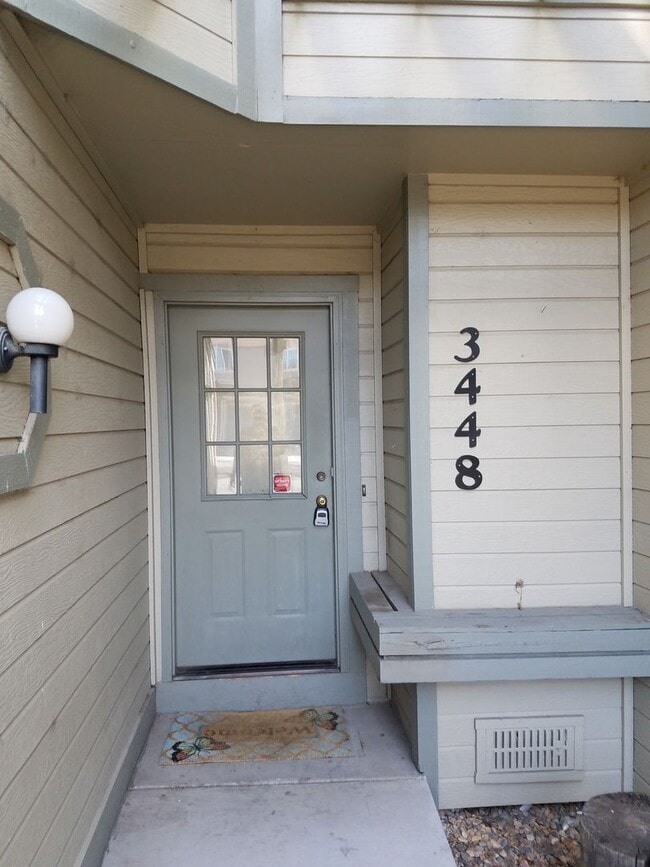 Building Photo - 3448 Atlantic Dr