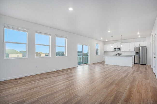 Building Photo - Elegant 4-Bedroom Home in Thornton, CO - $...