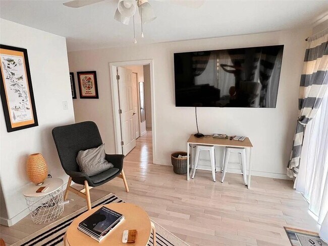 Foto del edificio - 4 Ulverston Dr