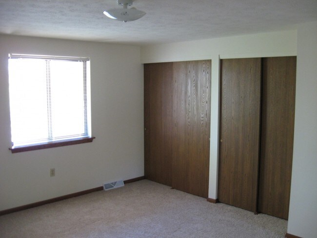 Foto del edificio - 2837 Willowood Dr