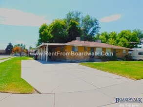 Building Photo - 1016 E 3825 S