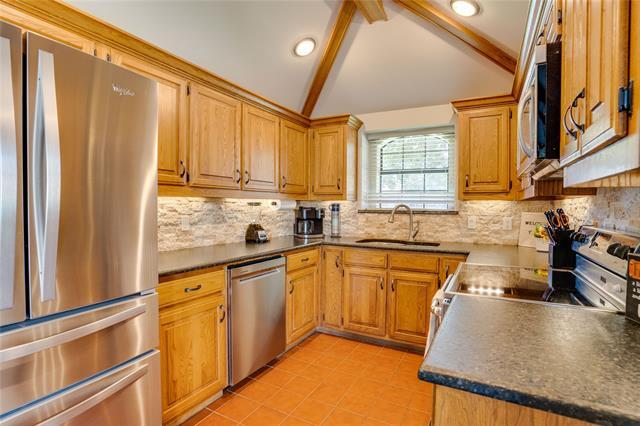 Foto del edificio - 900 Sandy Creek Dr