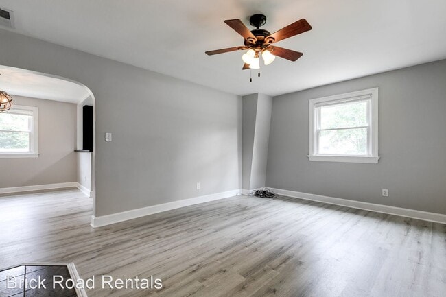 Building Photo - 3 br, 2 bath House - 5930 Newbys Bridge Rd
