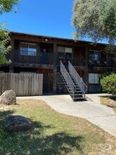 Building Photo - 632 Cedar Ave