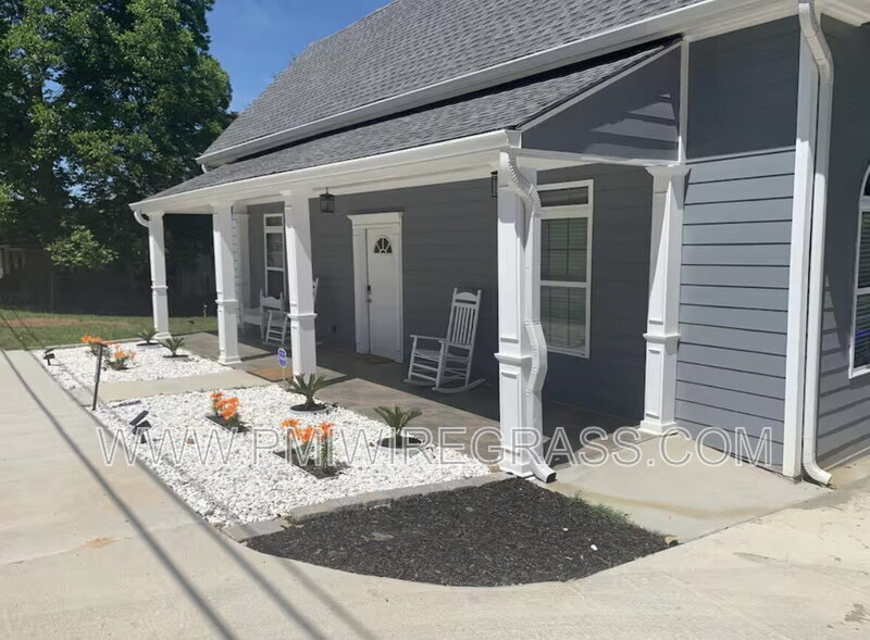 Building Photo - 217 Orion St