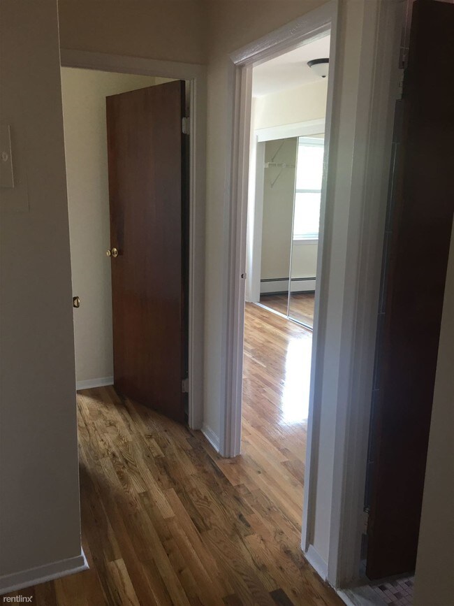 Building Photo - 5701 Waldron St