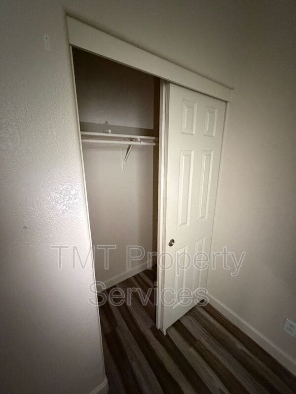 Foto del edificio - 8120 Crystal Walk Cir