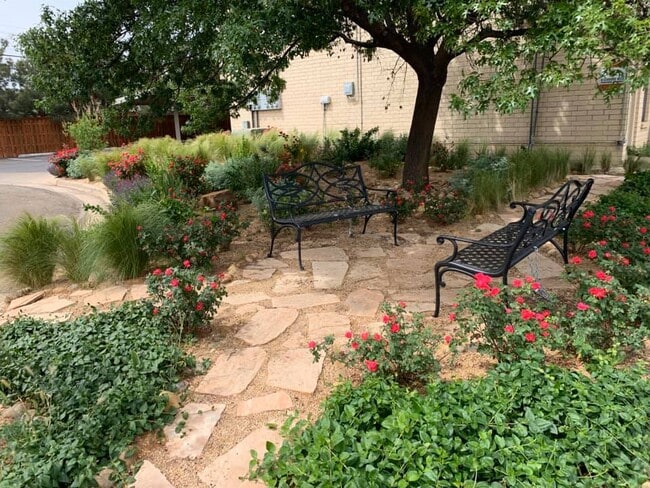 Building Photo - Branchwater